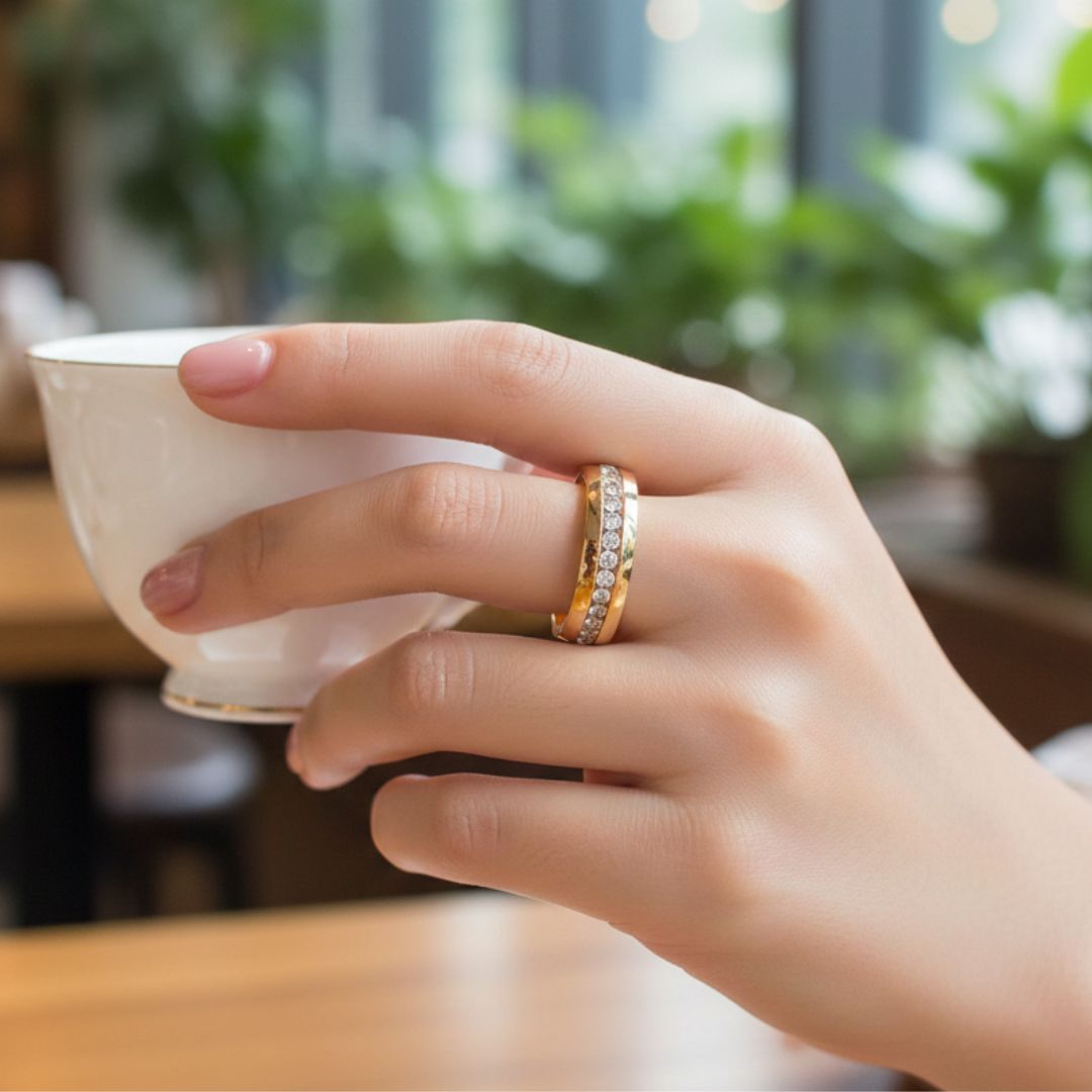 Golden Zircon Line Band Ring